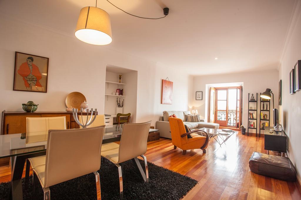 Bairrus Lisbon Apartments - Cathedral Room photo